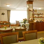فندق Moselstern Brixiade &triton 4*