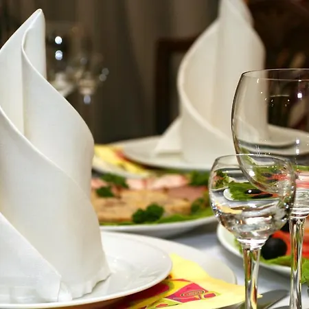 Hotel Moselstern Brixiade &triton