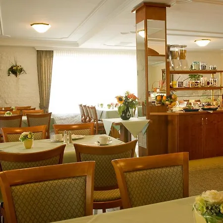 호텔 Moselstern Brixiade &triton 4*