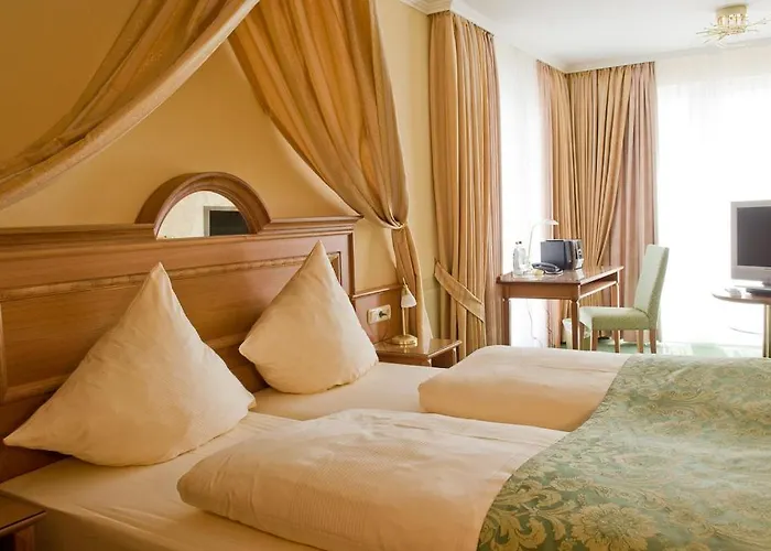 Hotel Moselstern Brixiade &triton Cochem