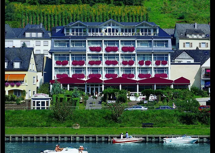 Hotel Moselstern Brixiade &triton 4*