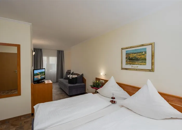 Moselstern Brixiade &triton Cochem